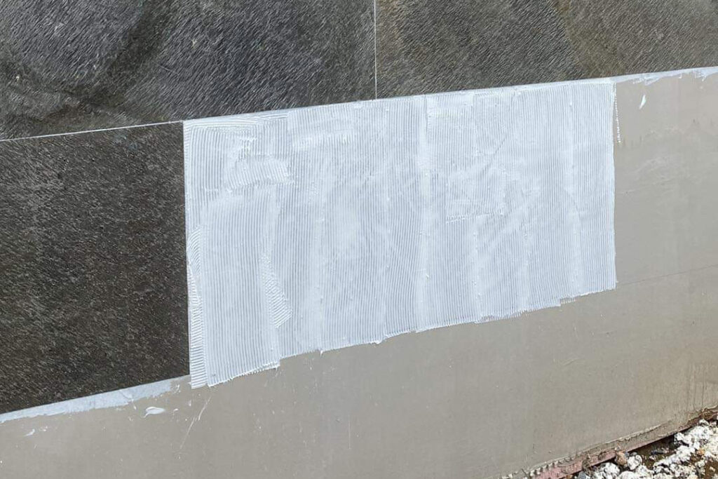 Kőfurnér teljes felületű ragasztása